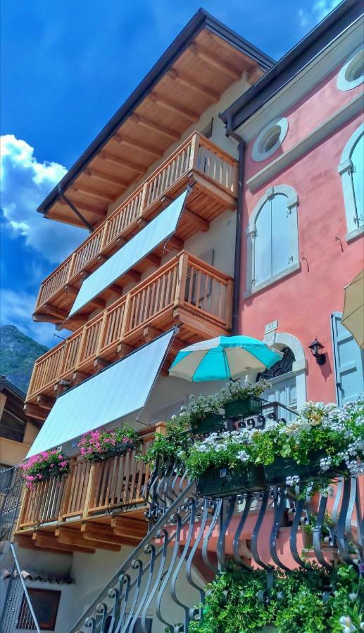 Bellissimo Lodge per Famiglie, Sport e Business Riva del Garda Exterior foto